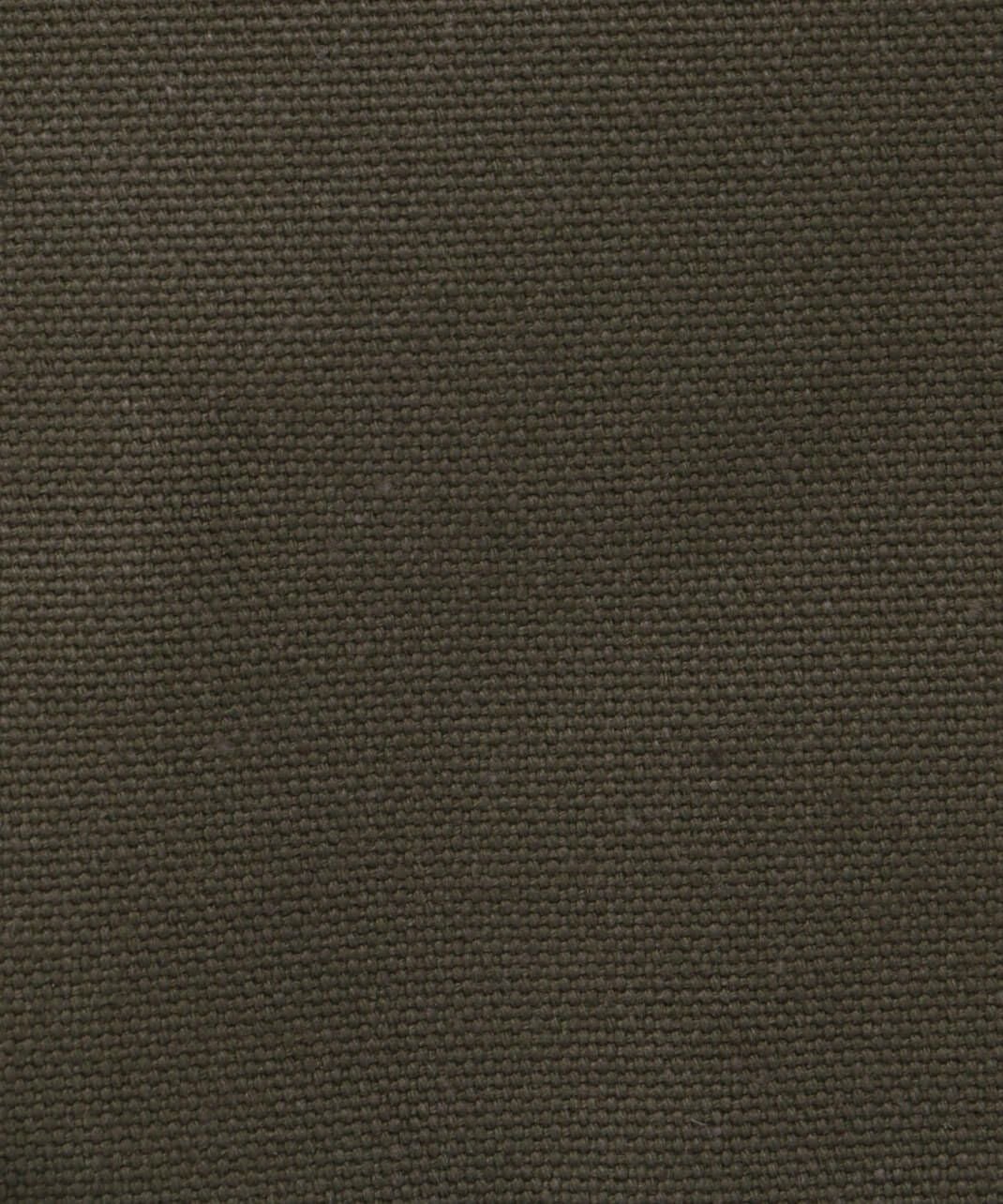 アーミーグリーン