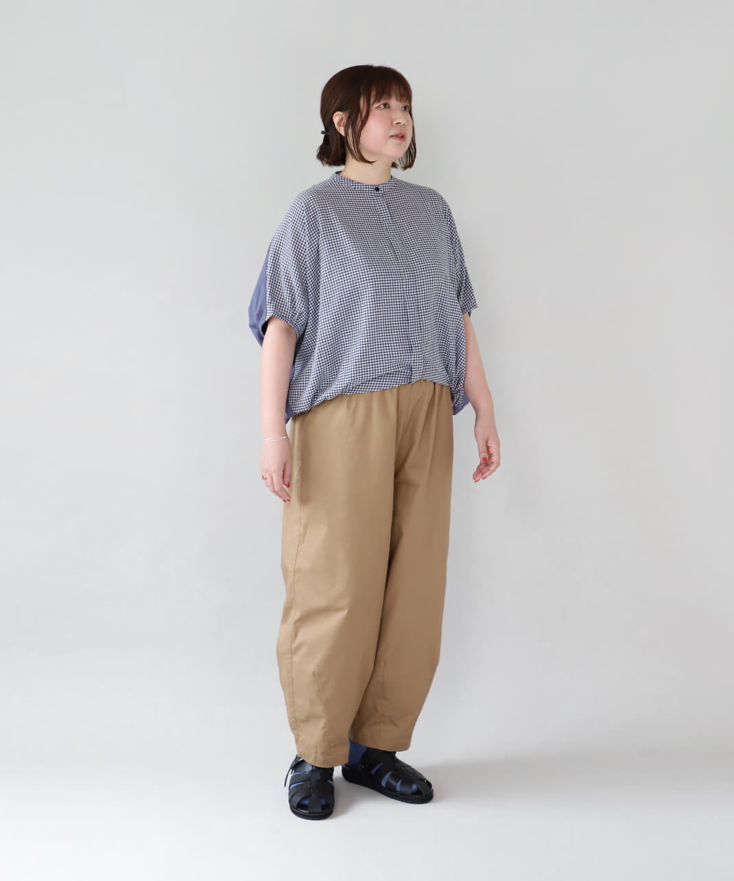 mumokuteki長さが選べる2サイズ展開のコクーンパンツ | mumokuteki