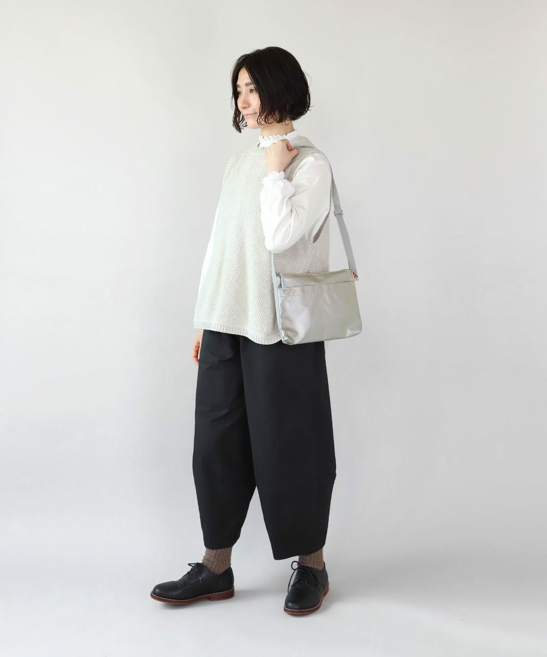 mumokutekiシンプルで丁度良いナイロンサコッシュ | mumokuteki