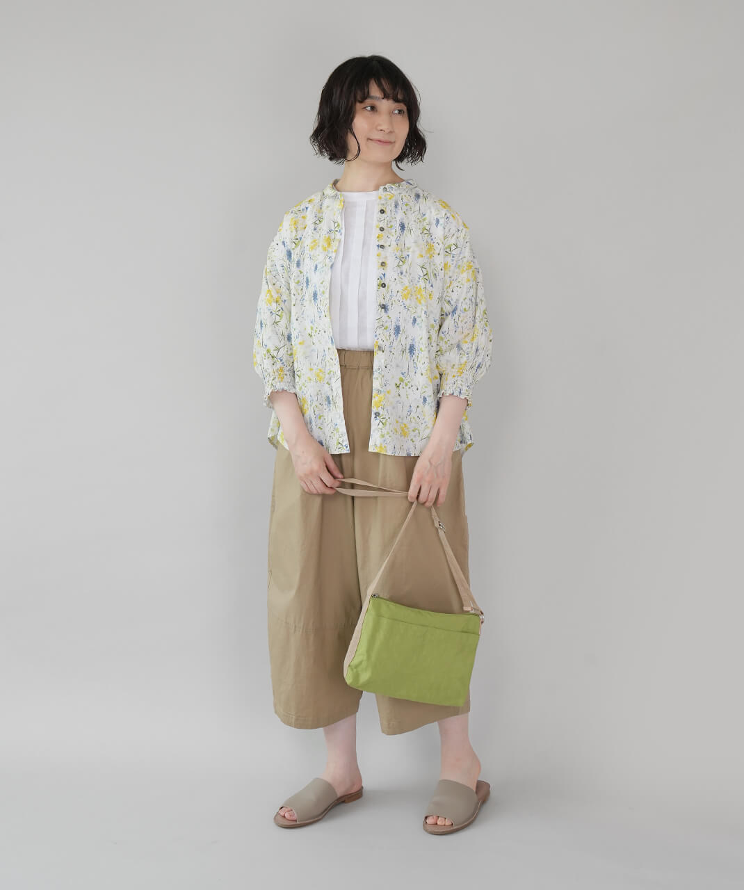 mumokutekiシンプルで丁度良いナイロンサコッシュ | mumokuteki