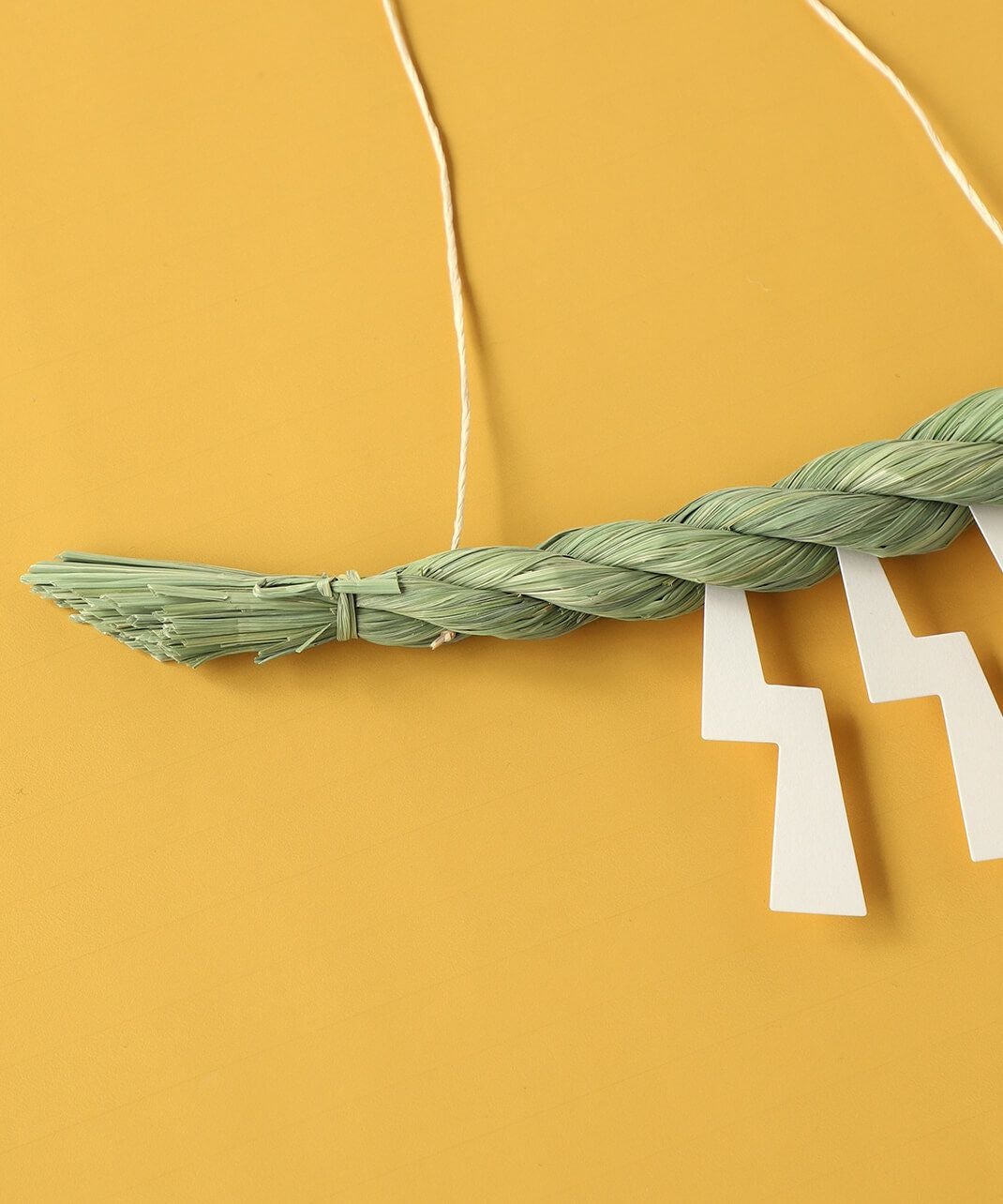 稲藁研究所小さなしめ縄 太綯い | mumokutekiオンラインストア