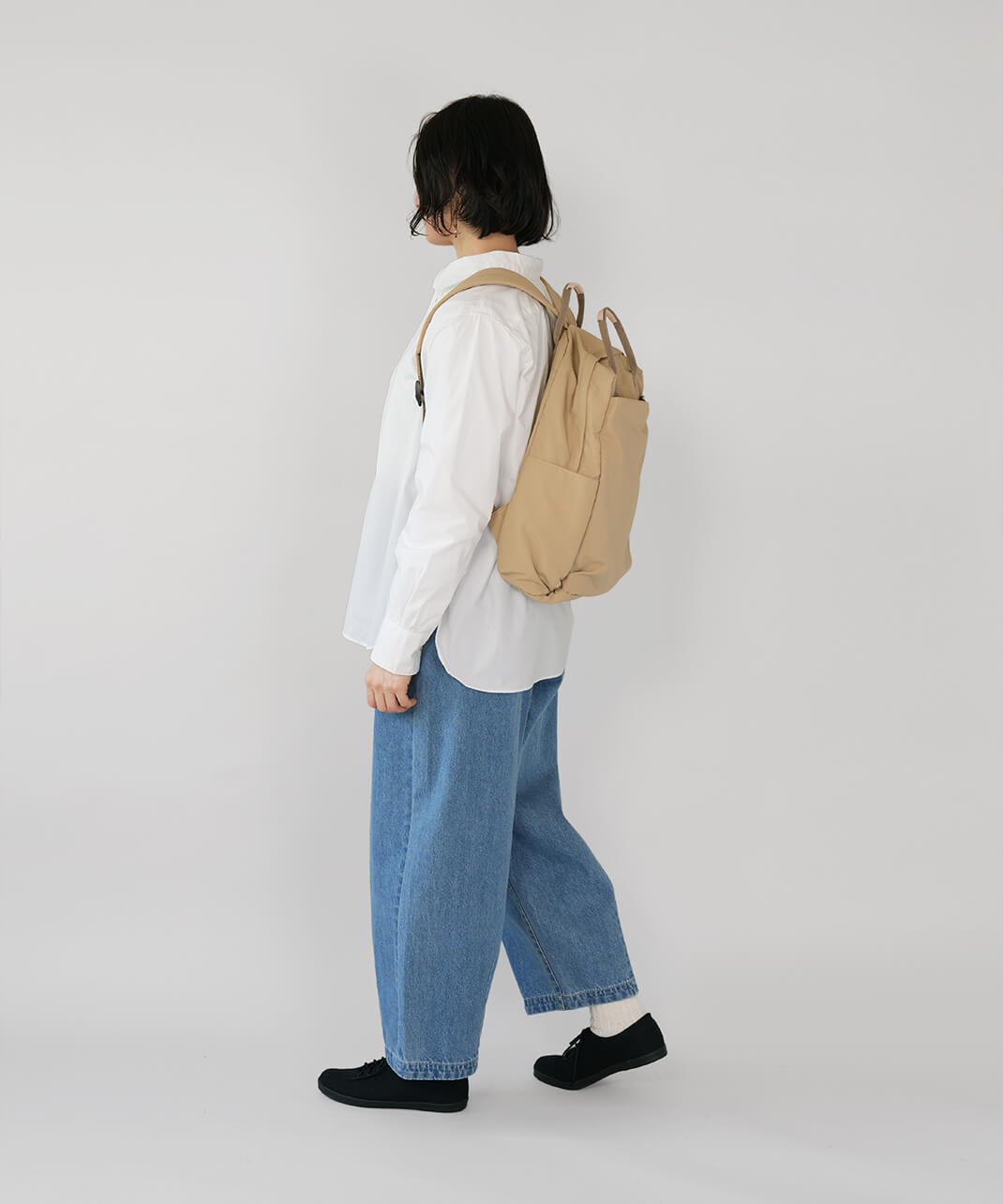 mumokuteki撥水加工軽くて多収納な8ポケットリュック | mumokuteki
