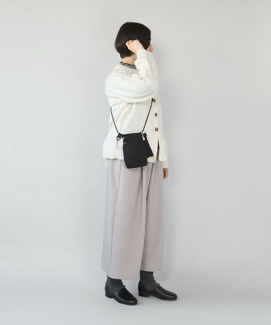 EARTH MADE6ポケットインサイドプリントミニショルダー | mumokuteki