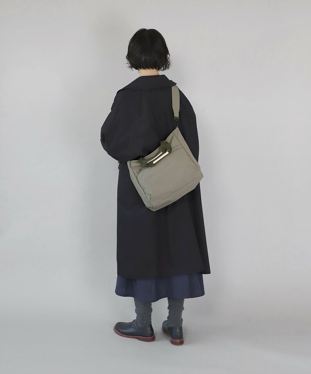 mumokuteki撥水加工軽くて多収納な10ポケットショルダー | mumokuteki