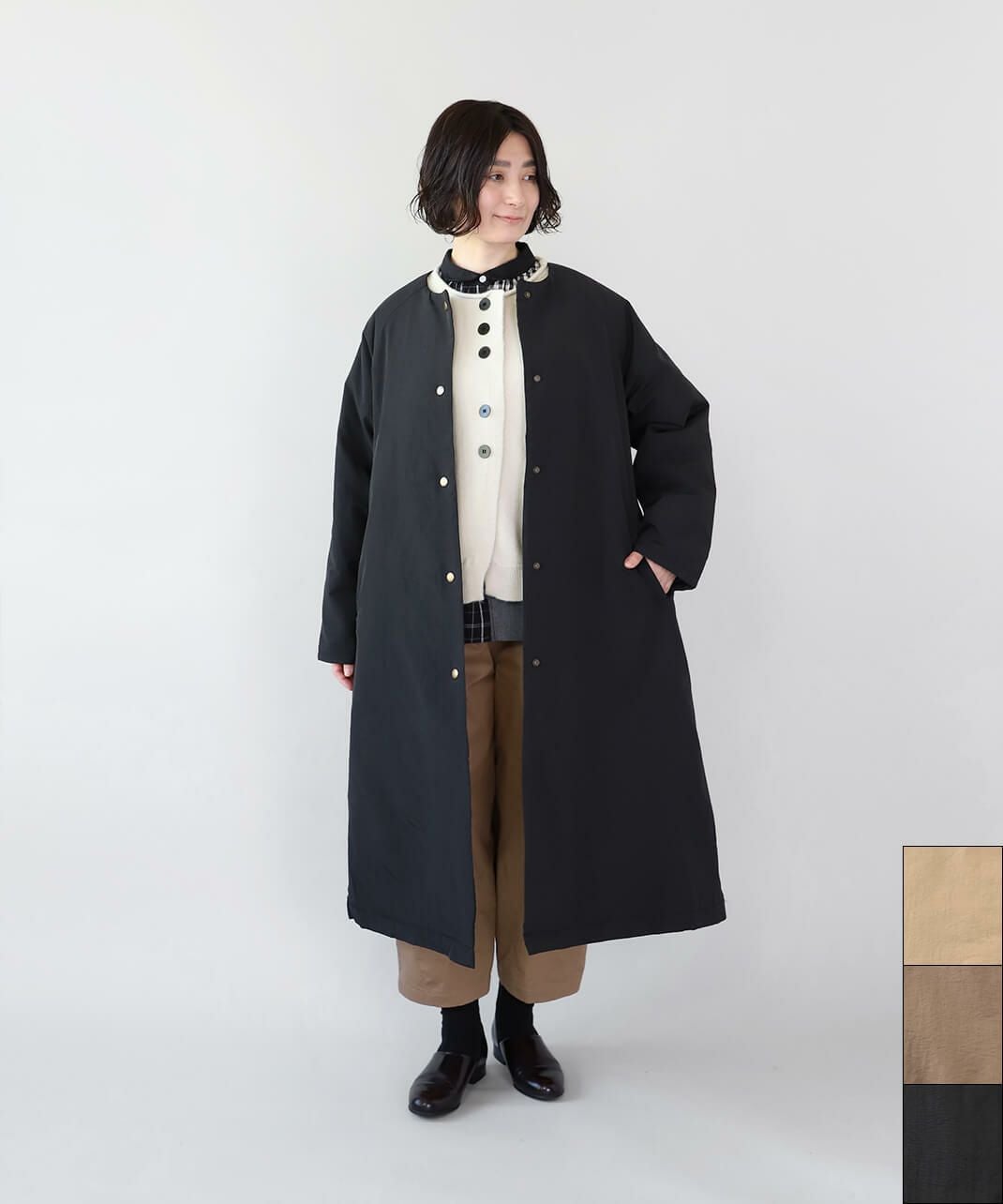 mumokuteki軽くて暖かい中綿入りノーカラーロングコート | mumokuteki