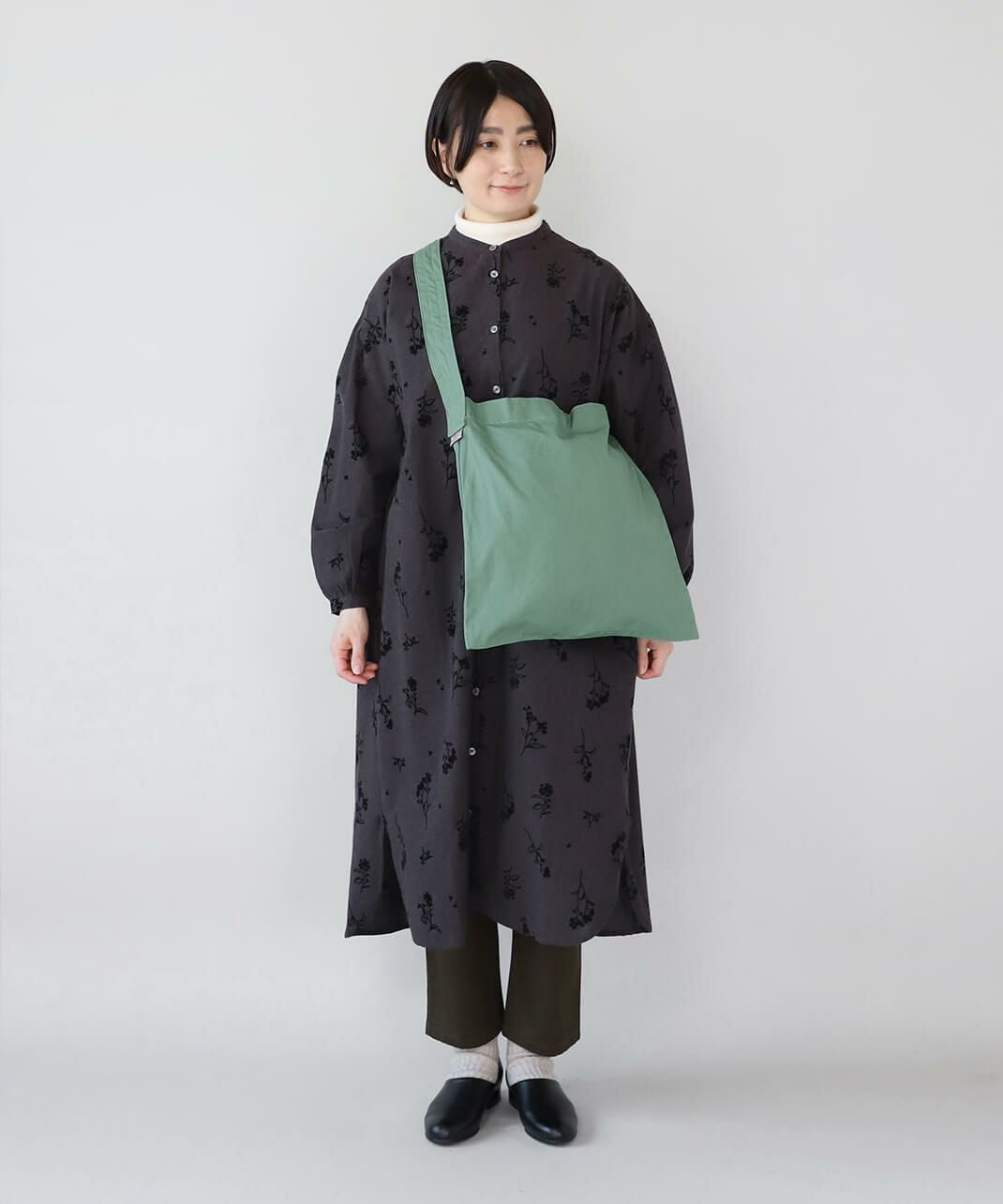studio展示用　新品入荷　Lサイズ 社交ダンス 深緑 フリル オフショルダー 松野屋キャンバスフラットショルダー | mumokutekiオンラインストア