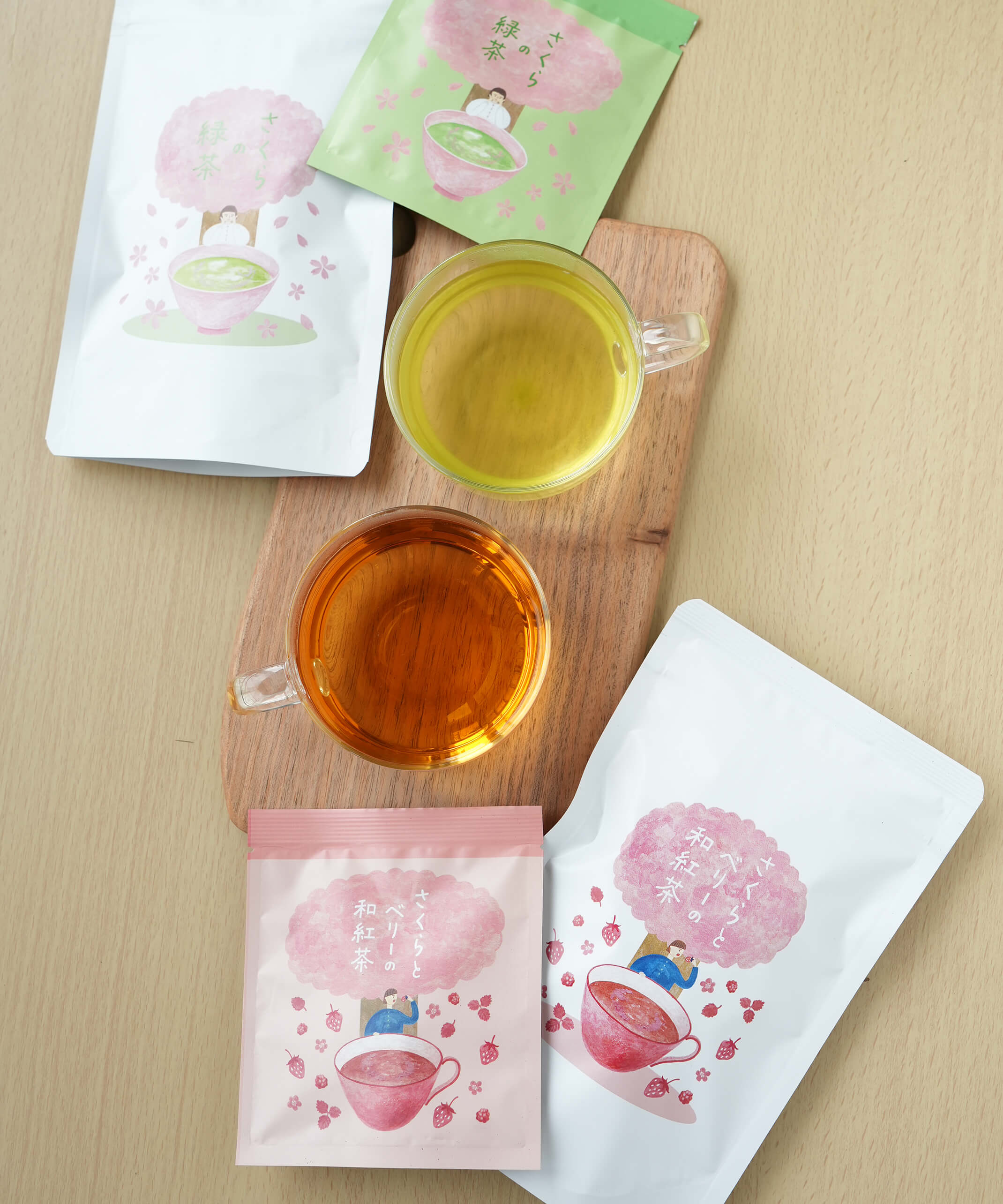 茶楽さくらの緑茶・さくらとベリーの和紅茶 2P・11P | mumokuteki