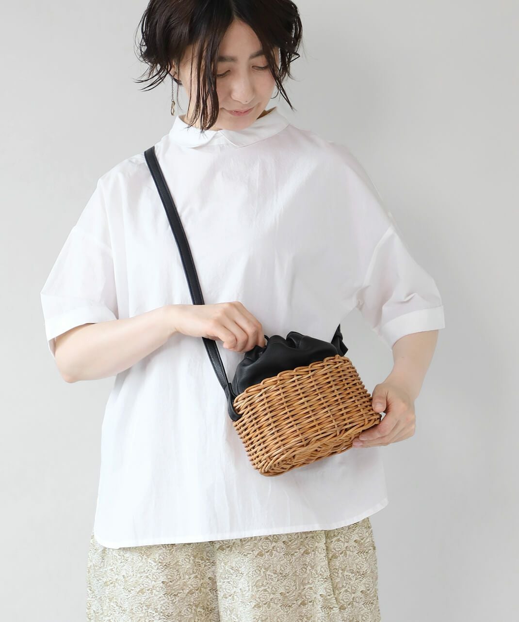 40%off】CACHELLIEアラログと牛革のコンビショルダーバッグ