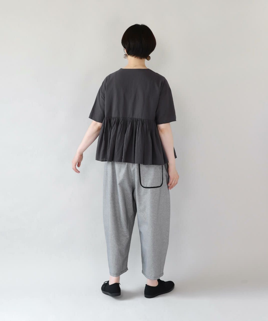 40%off】SOコットンボイルのカシュクールブラウス | mumokuteki