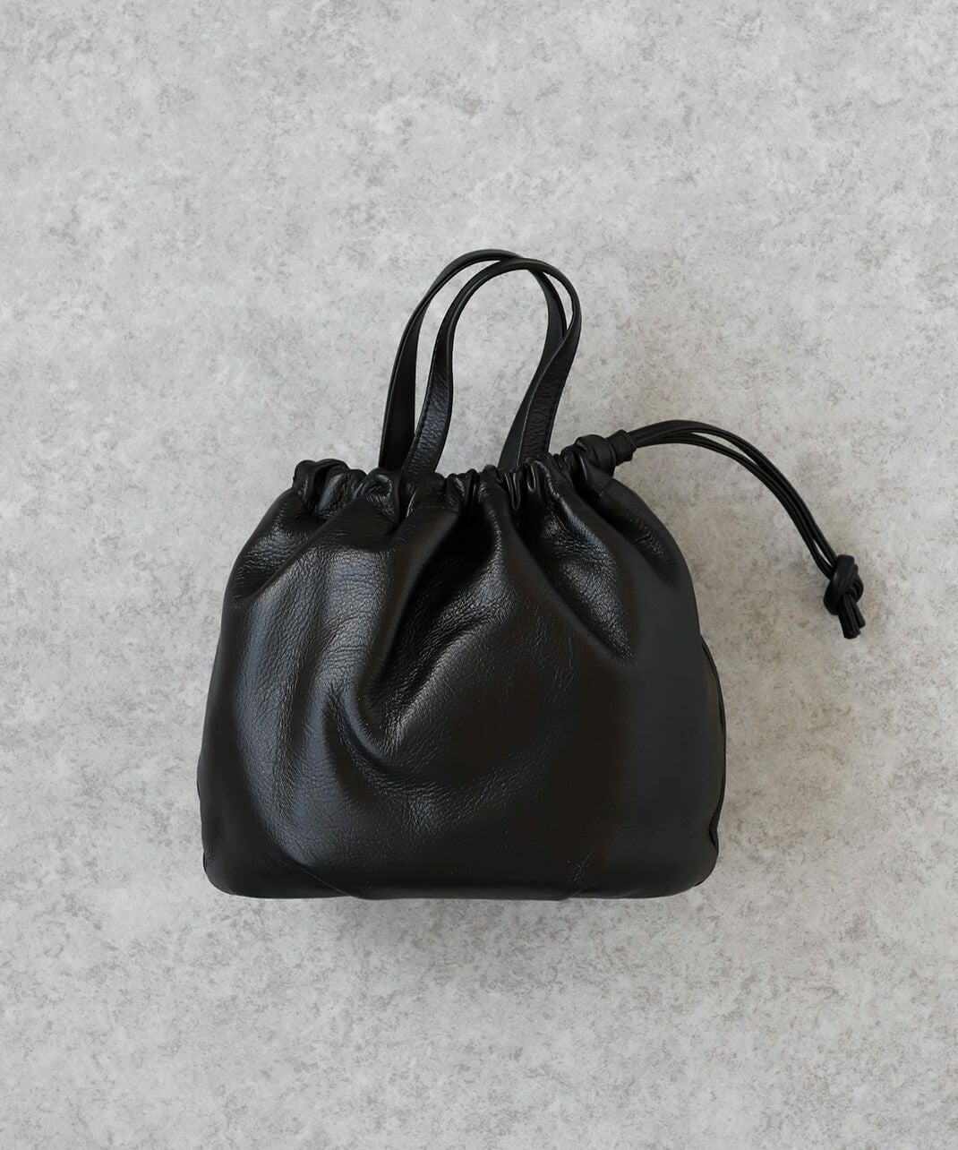 10%off】TIDEWAYソフトな風合いの牛革2WAY巾着バッグ | mumokuteki