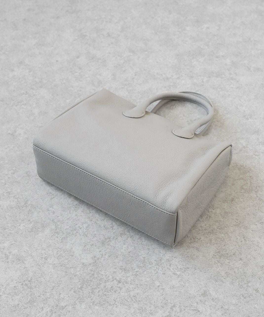 30%off】TIDEWAYしっとりとした質感の牛革ボストンバッグ | mumokuteki