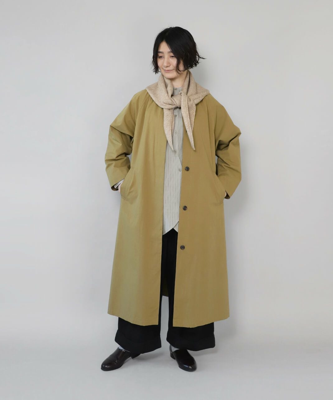 HEAVENLYコットンツイルのアンブレラヨークロングコート | mumokuteki