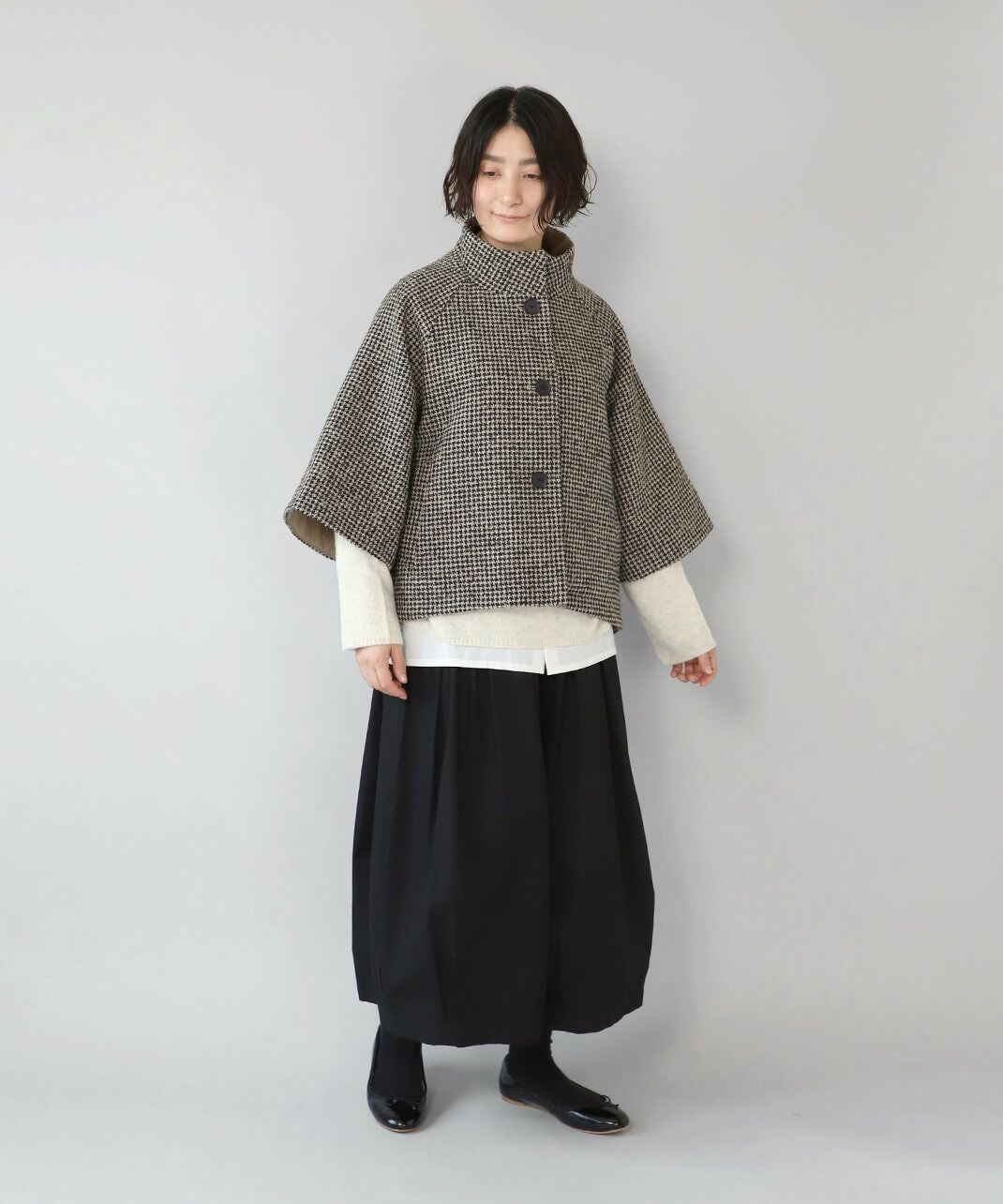 LE CIEL A TEMPS DOUXクラシカルチェック柄のポンチョシルエットコート