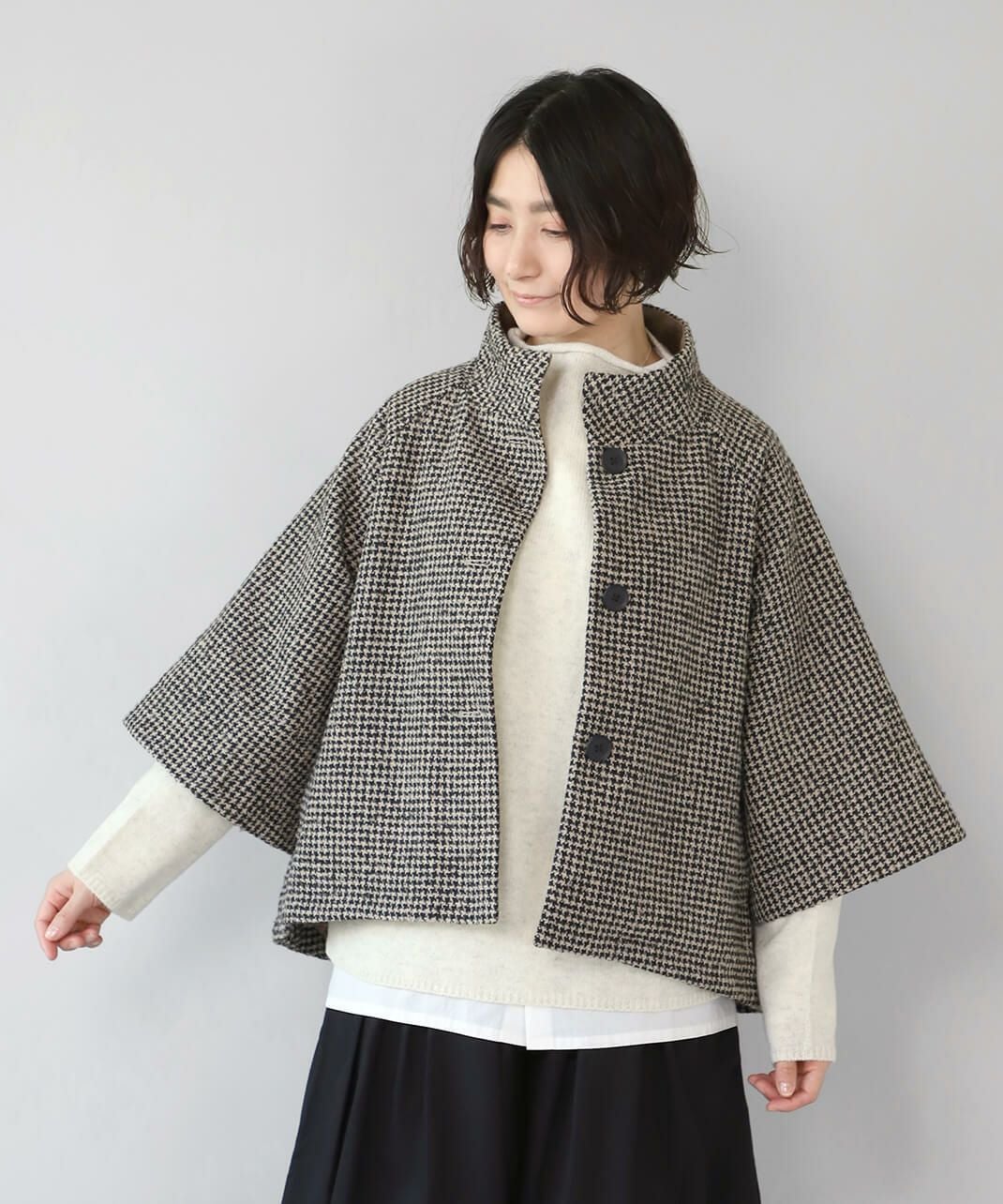 LE CIEL A TEMPS DOUXクラシカルチェック柄のポンチョシルエットコート