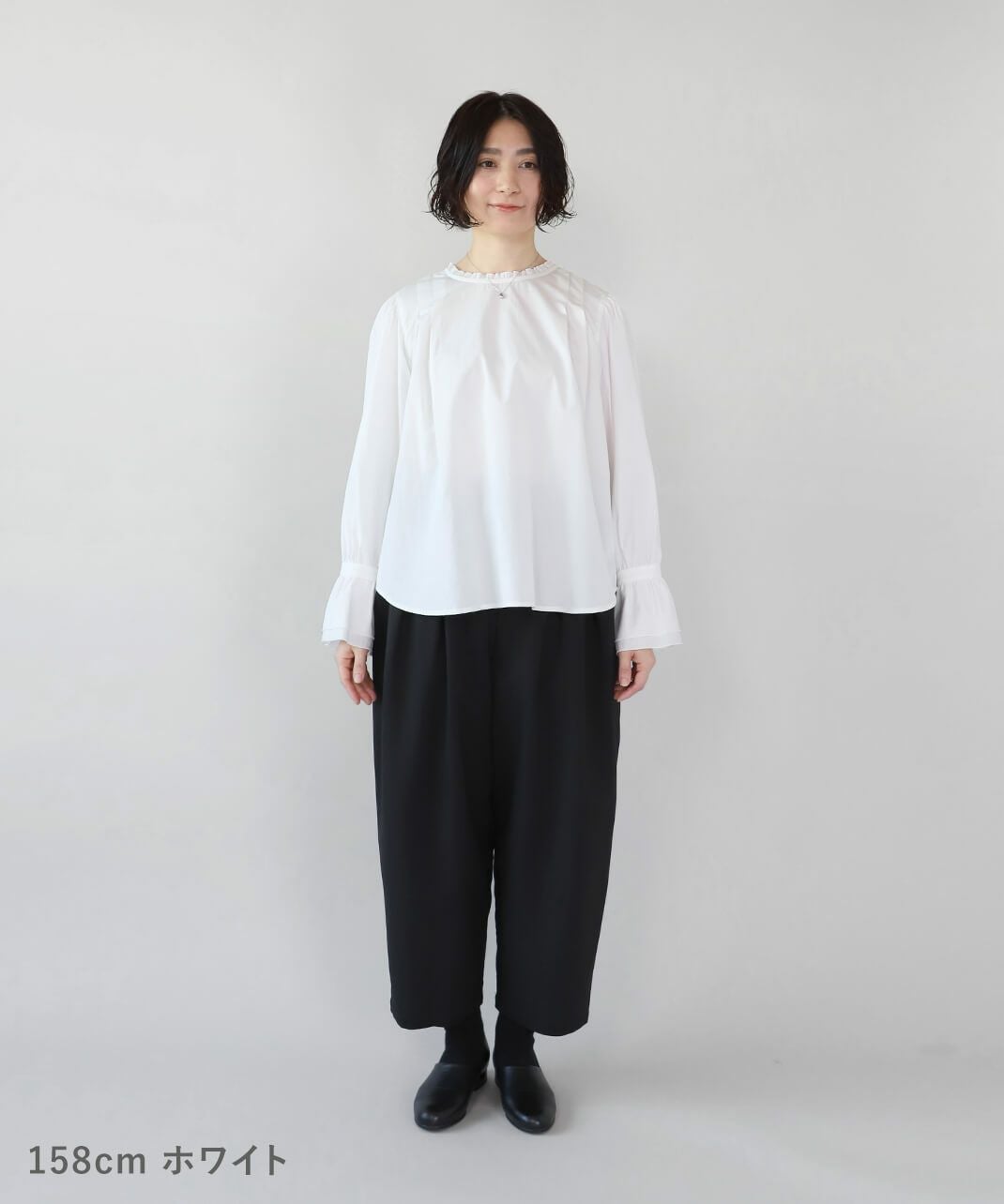 20%off】un cinqフォーマル対応フリルネックブラウス | mumokuteki