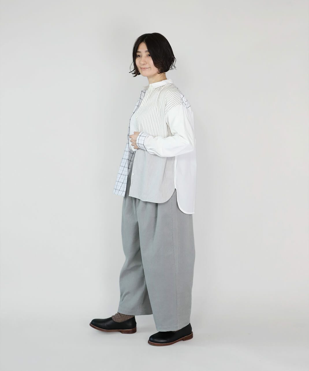 mumokuteki先染めコットンのパッチワークブラウス | mumokuteki