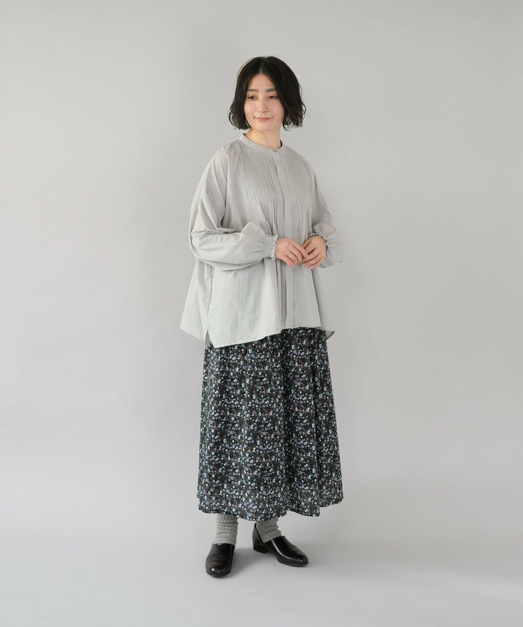 20%off】mumokutekiやわらかいコットンのピンタックブラウス