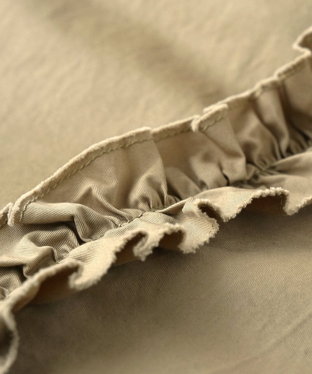 Bliss bunchコットンツイルのサイドフリルパンツ | mumokuteki