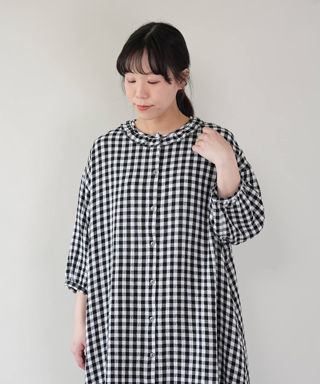20%off】mumokutekiコットンダブルガーゼのフリルワンピース