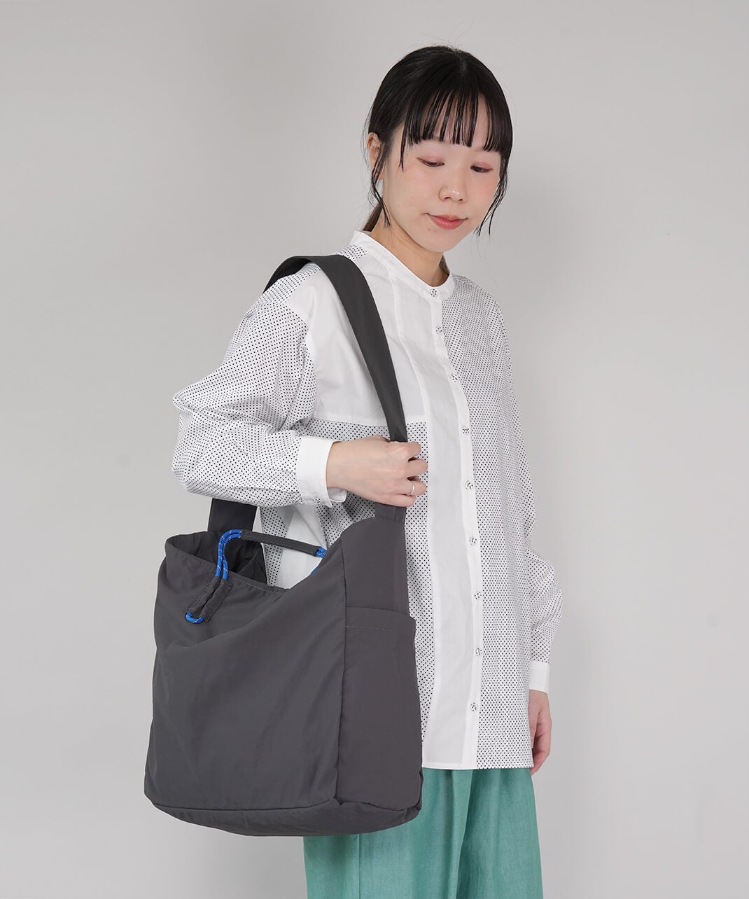 EARTH MADE撥水加工パッカブルパラコードショルダーバッグ