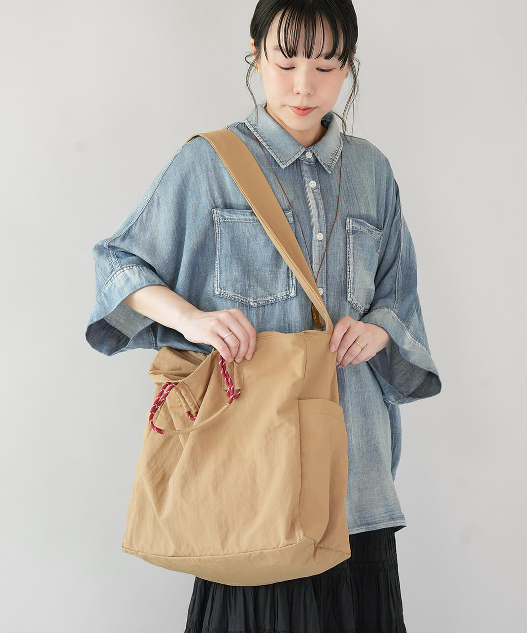 EARTH MADE撥水加工パッカブル仕様のパラコードショルダーバッグ