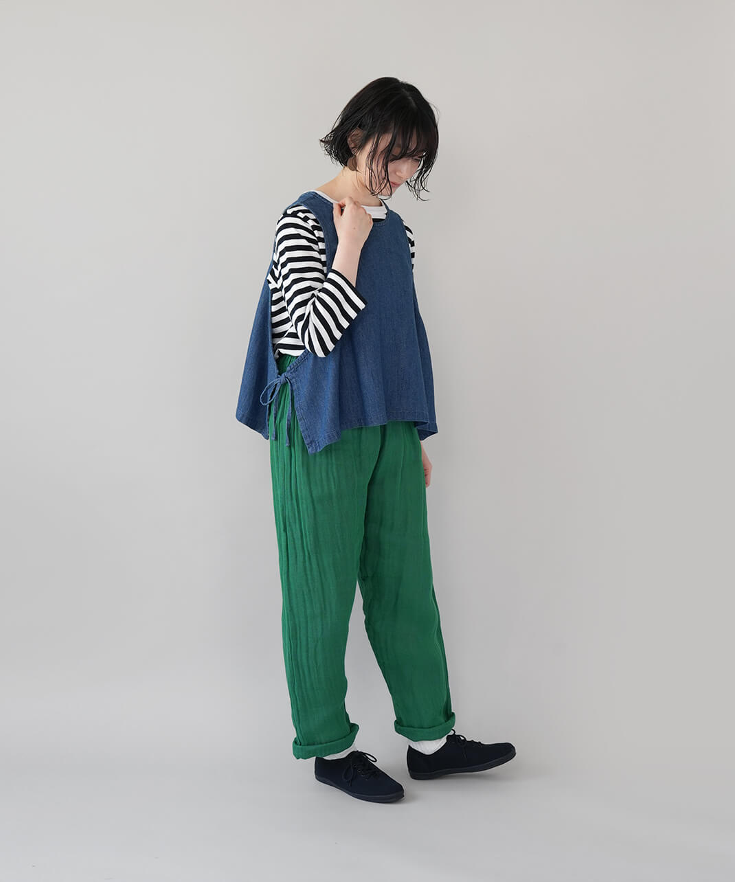 BAN INOUE蚊帳の日常着やわらかな蚊帳のテーパードパンツ | mumokuteki
