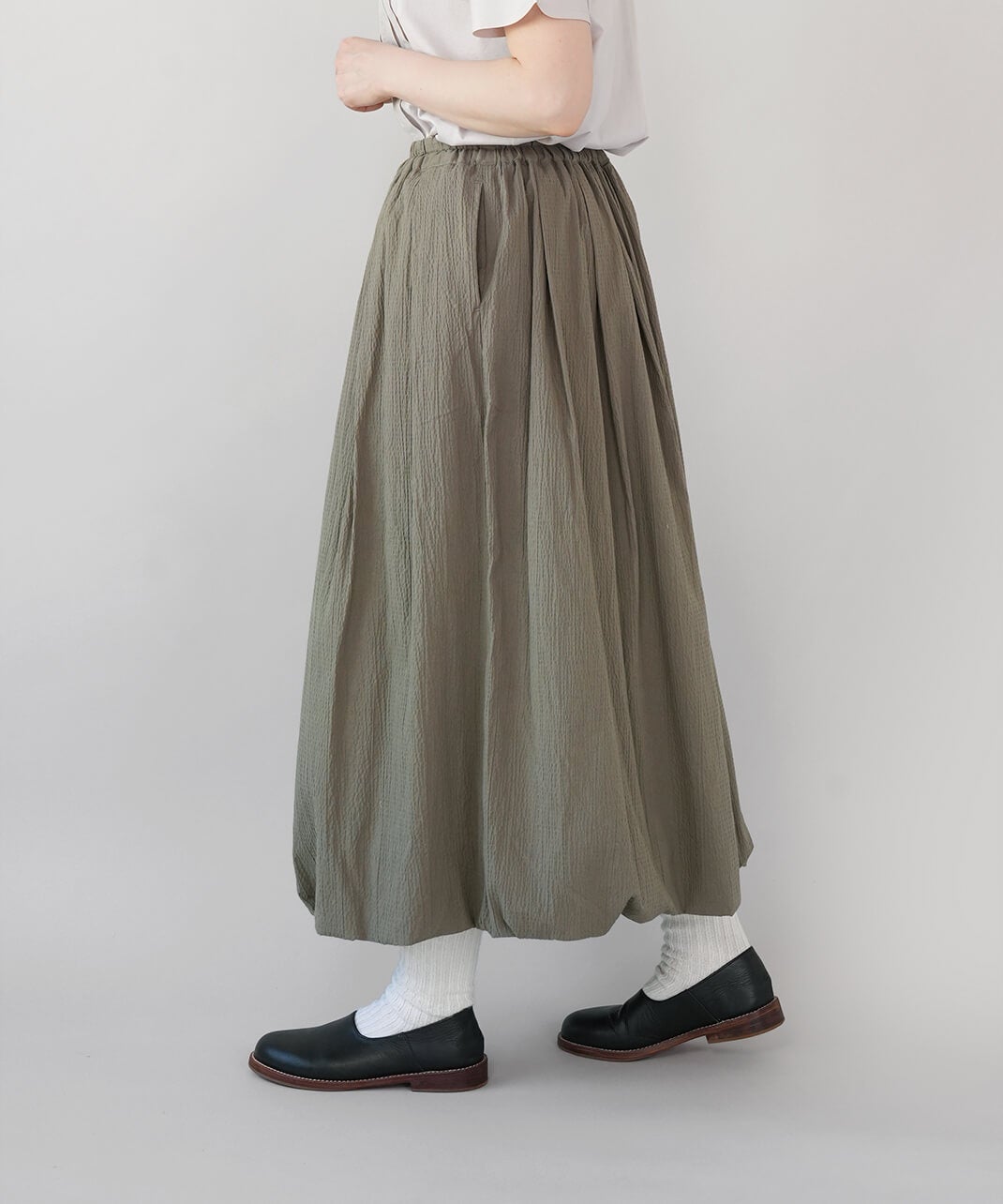 20%off】mumokuteki凹凸シボ加工のバルーンスカート | mumokuteki