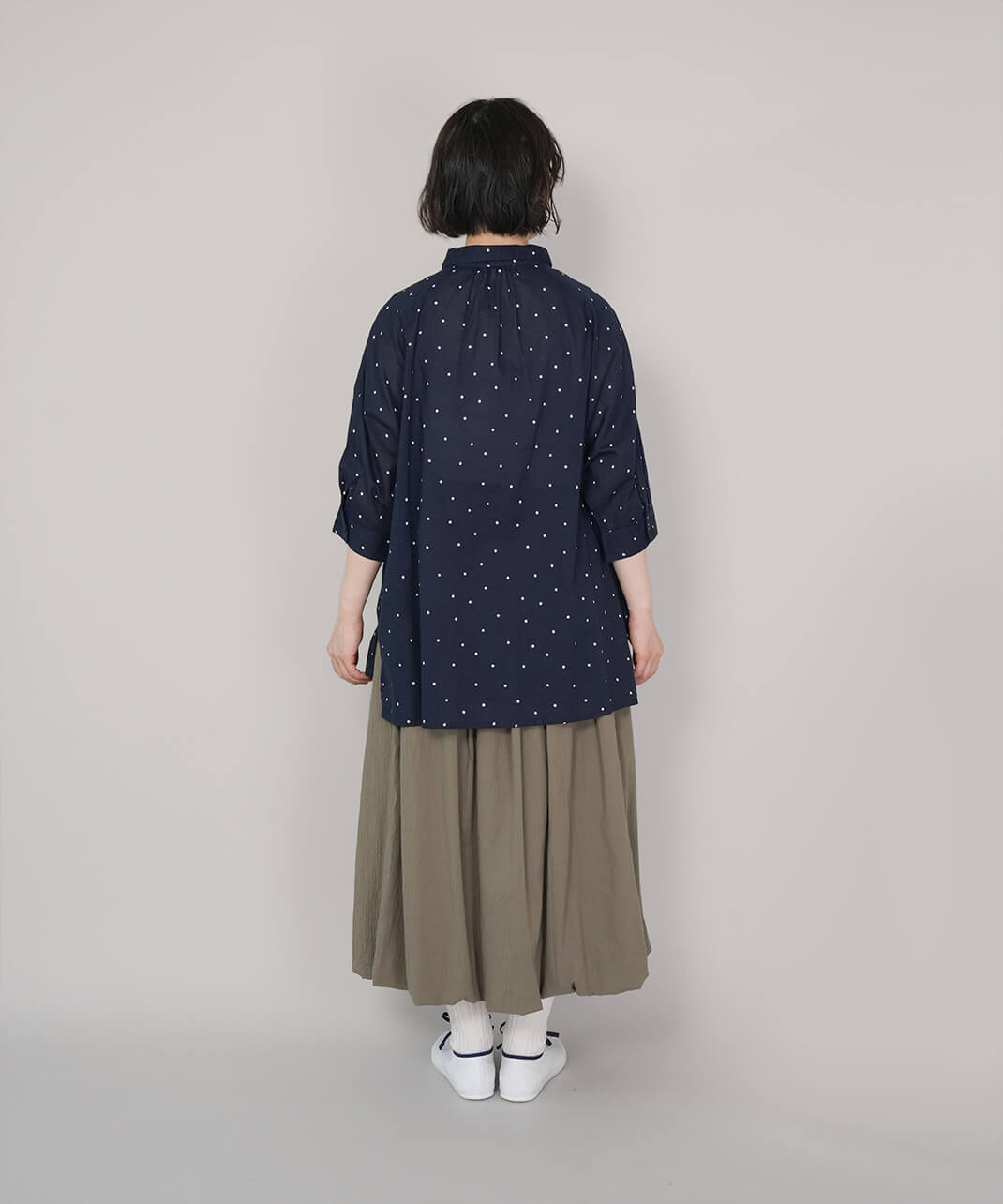 mumokutekiドット柄のチュニックブラウス | mumokutekiオンラインストア