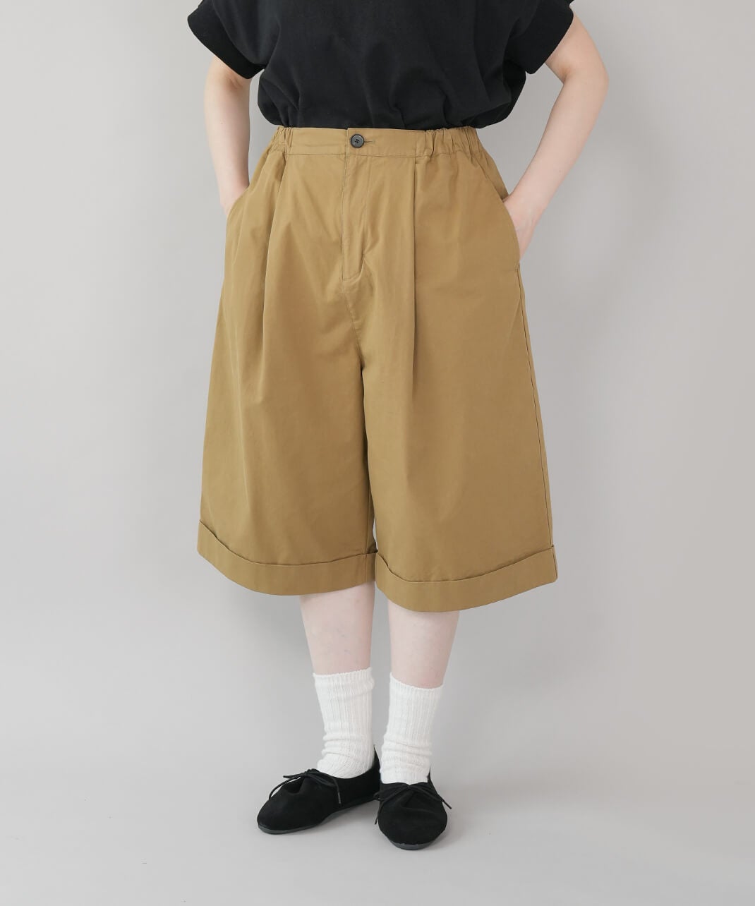 NEAT コットンツイル ショートパンツ ベージュ　サイズ46 HEAVENLYコットンツイルのショートパンツ | mumokutekiオンラインストア