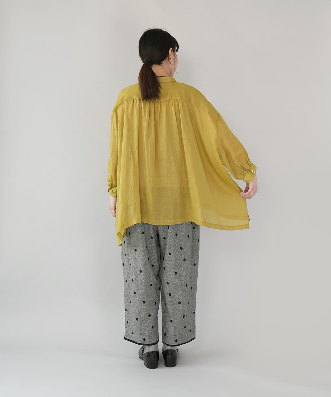 blue willowコットンリネンのドット刺繍パンツ | mumokutekiオンライン