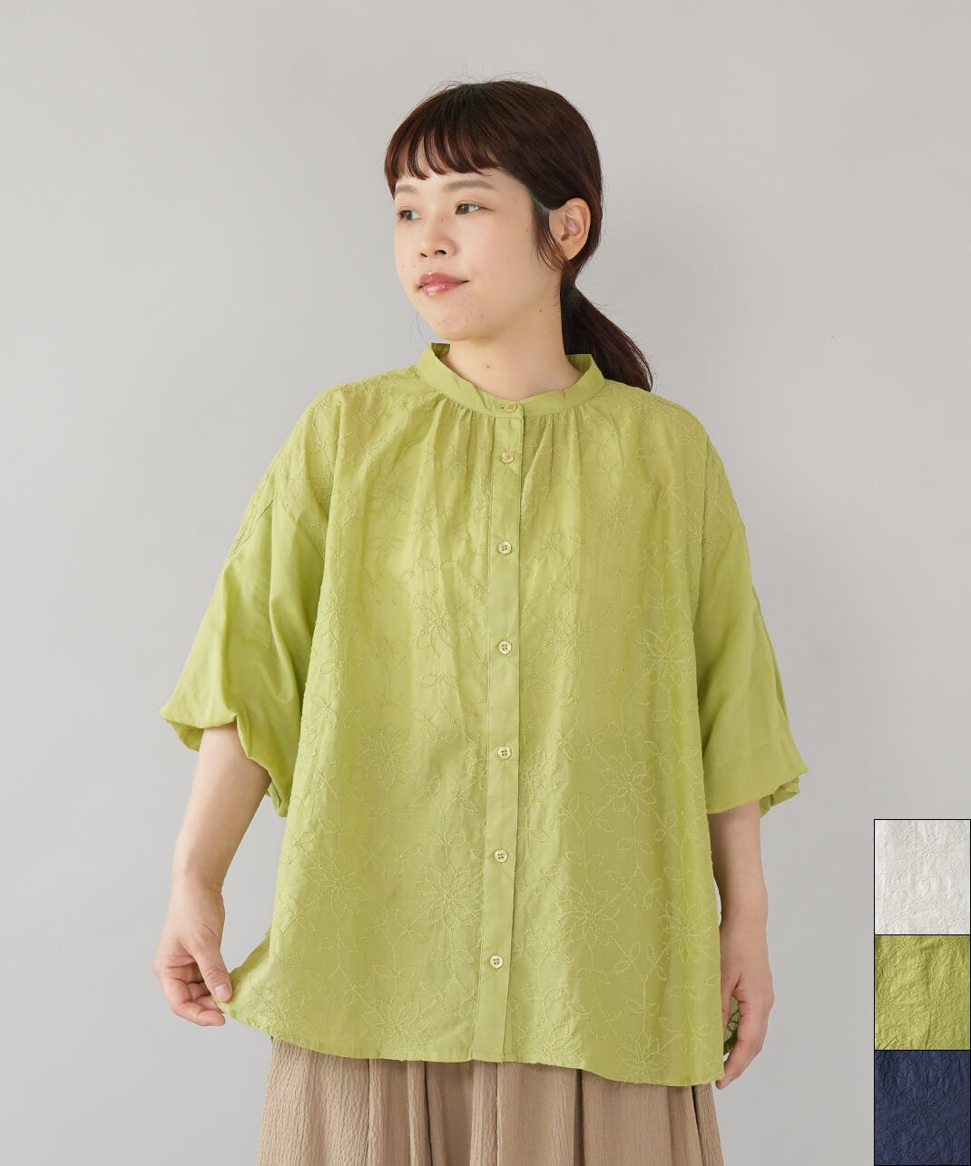 mumokuteki花柄刺繍のバルーン袖ブラウス | mumokutekiオンラインストア
