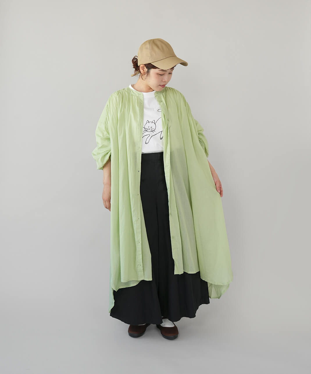 mumokutekiふんわり軽やかなギャザーワンピース | mumokuteki