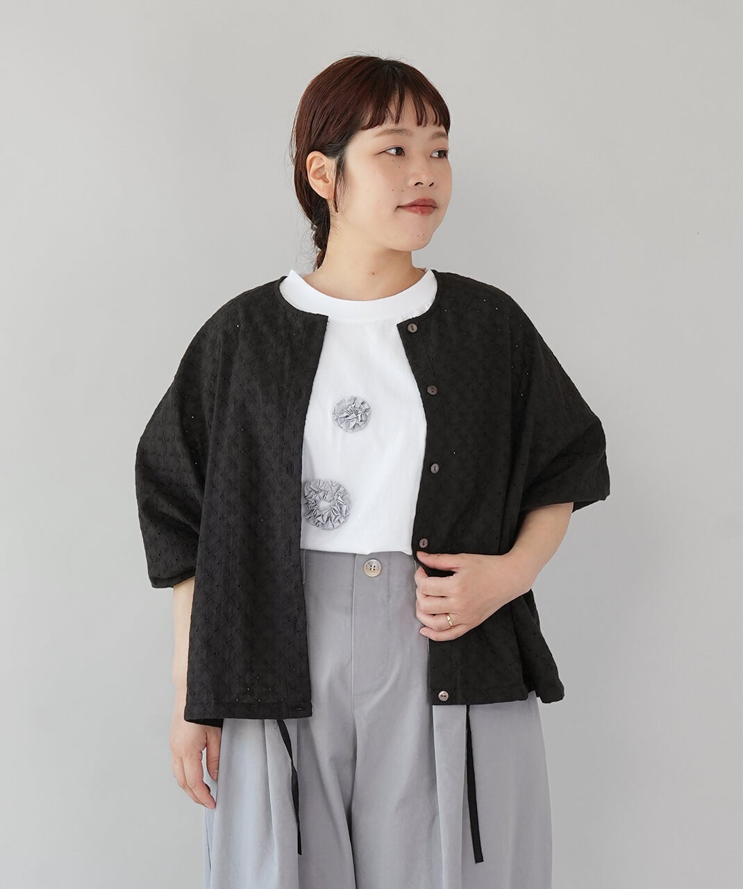 mumokuteki花柄刺繍の2WAYドルマンブラウス | mumokutekiオンラインストア