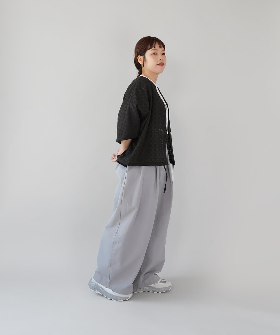 30%off】mumokuteki花柄刺繍の2WAYドルマンブラウス | mumokuteki