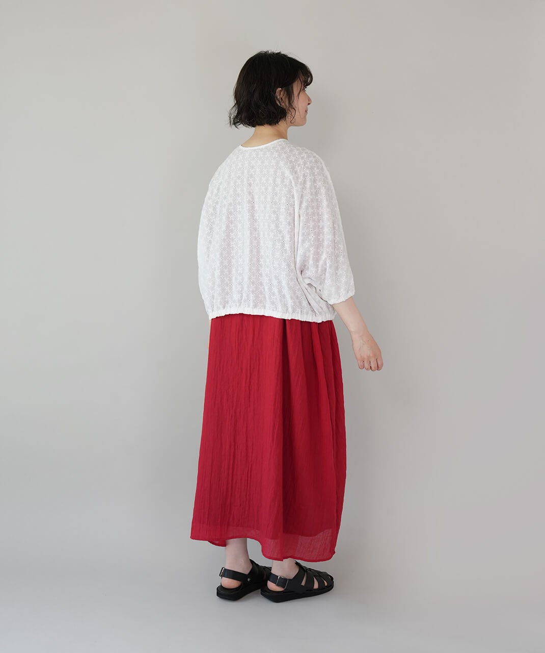 30%off】mumokuteki花柄刺繍の2WAYドルマンブラウス | mumokuteki