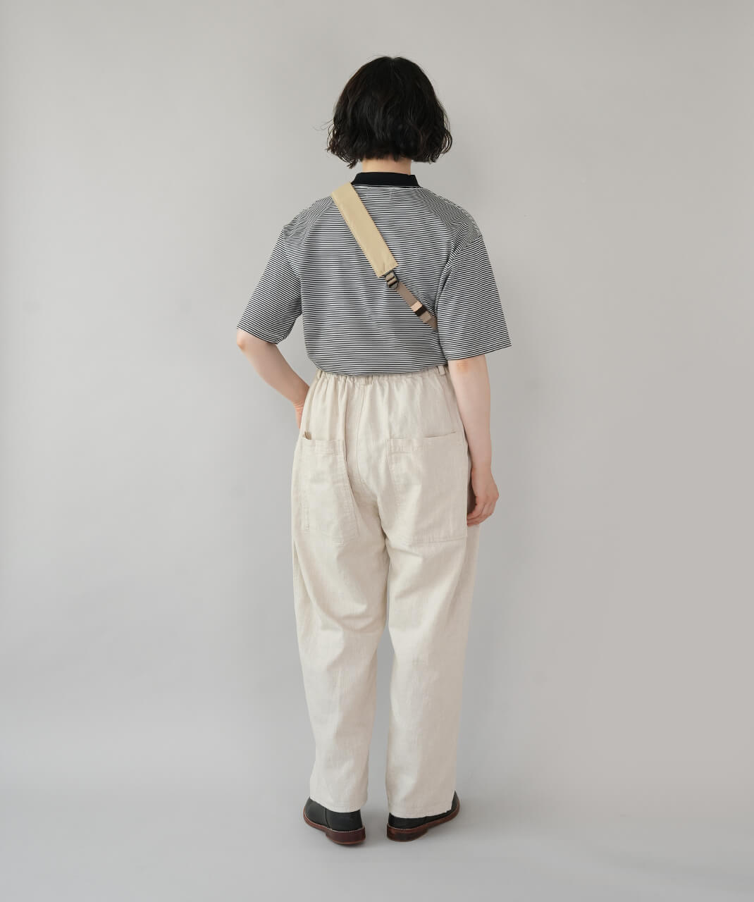 美品◆ista-ire イスタイーレ コットンリネン デニムパンツ イージー ista-ireコットンリネンのルーズデニムパンツ | mumokutekiオンライン