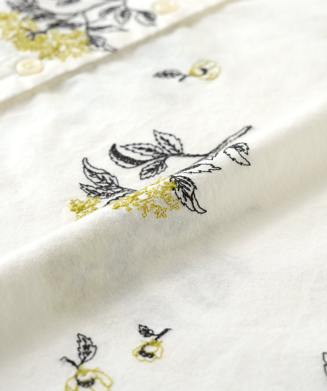SUN VALLEYフラワー刺繍のパフスリーブシャツ | mumokutekiオンライン