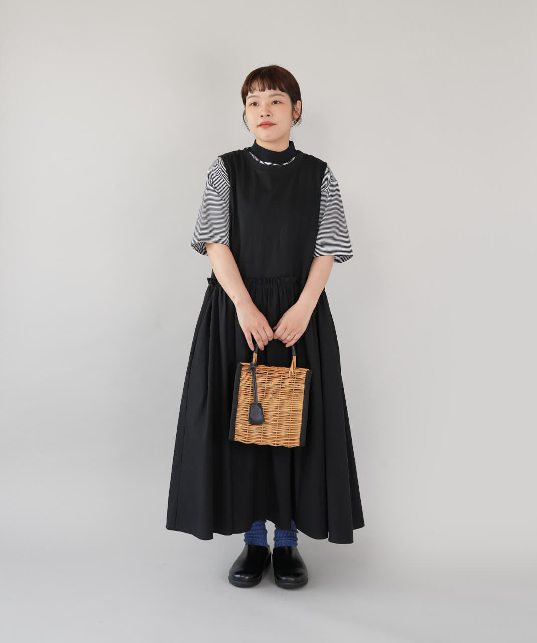 YURK geniet van異素材切替えのノースリーブワンピース | mumokuteki