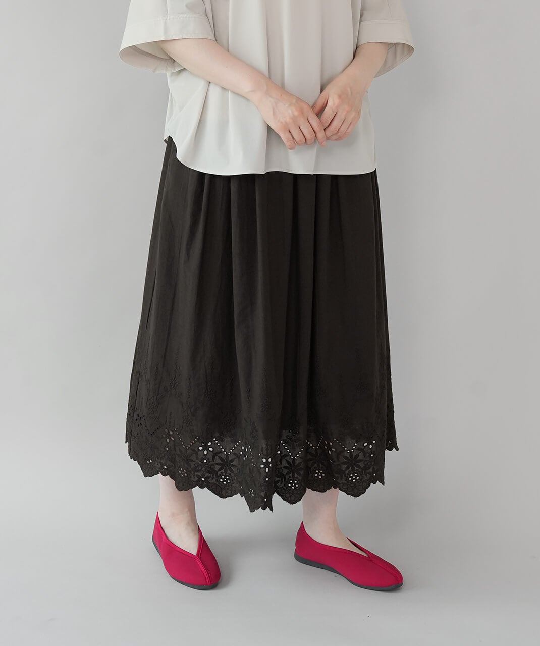 30%off】mumokutekiスカラップ刺繍のロングスカート | mumokuteki