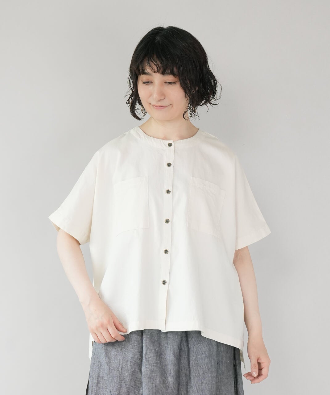 mumokuteki軽やかに着られるコットンデニムブラウス | mumokuteki