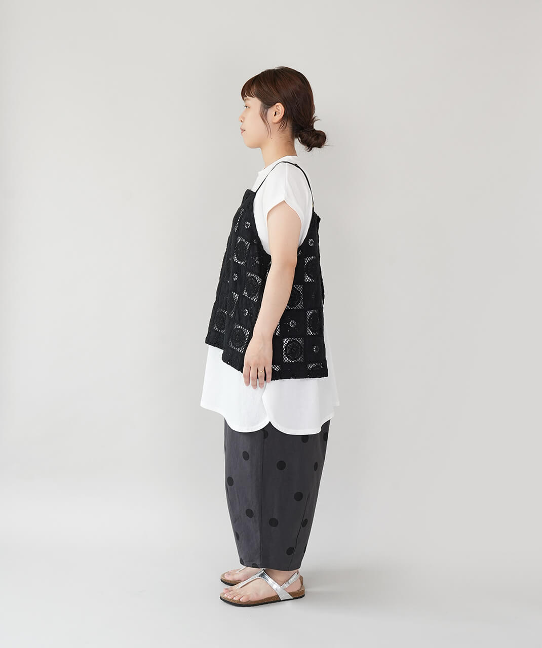 mumokutekiコットンリネンのコクーンサルエルパンツ | mumokuteki