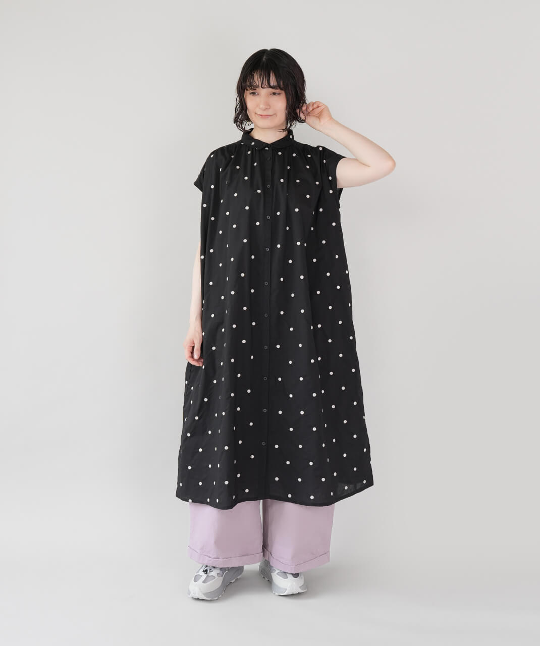 30％off】mumokutekiドット刺繍のフレンチスリーブワンピース
