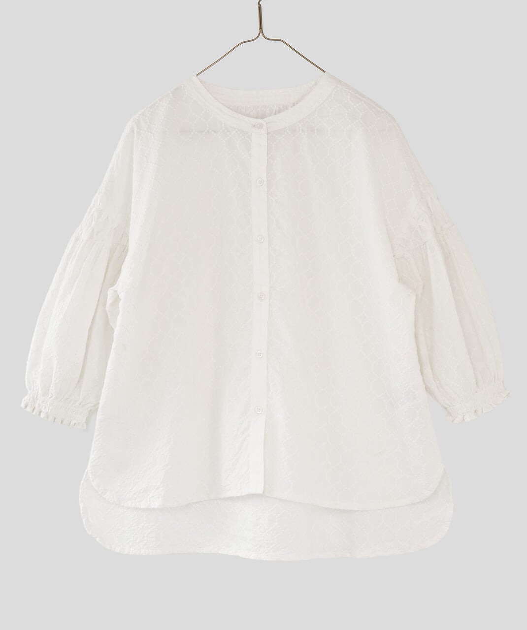 30%off】mumokutekiサークル刺繍のバルーン袖ブラウス | mumokuteki