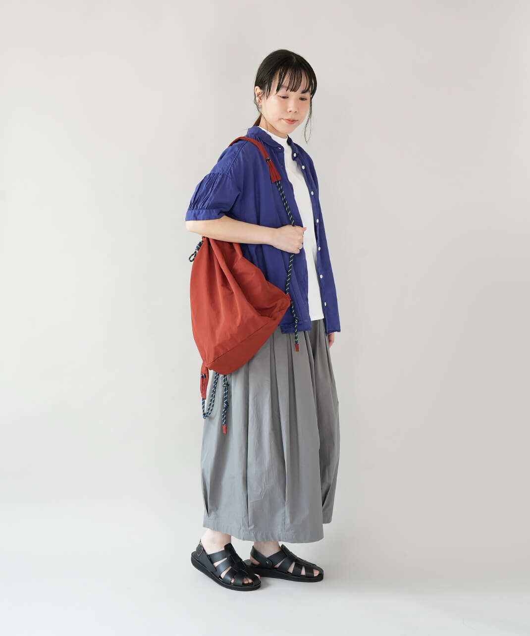 EARTH MADE撥水加工パッカブル仕様のパラコードナップサック