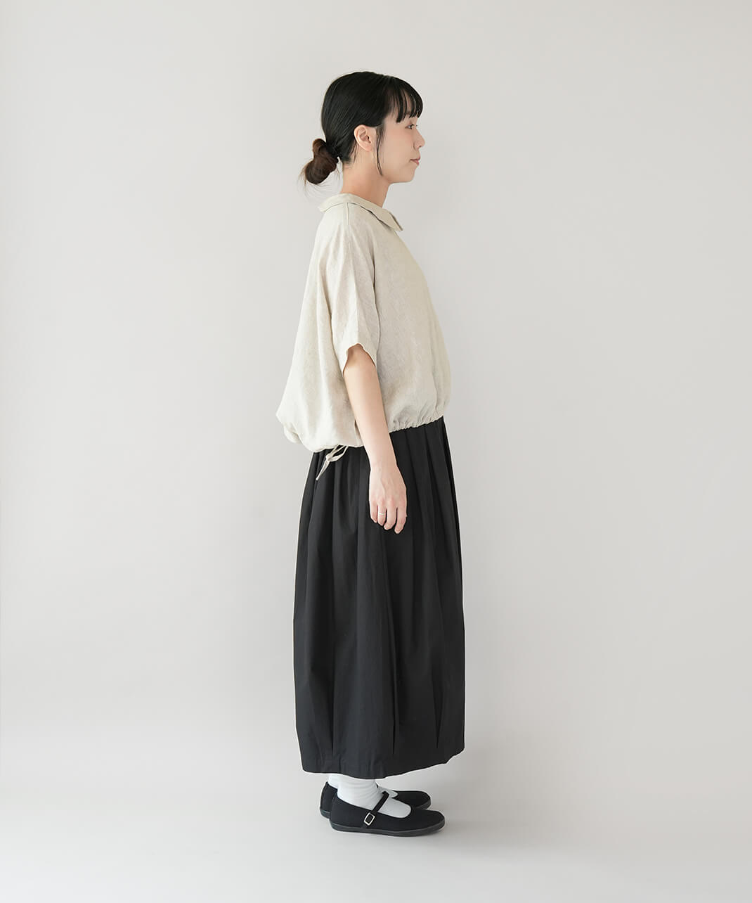 mumokuteki大きな襟のリネンプルオーバー | mumokutekiオンラインストア