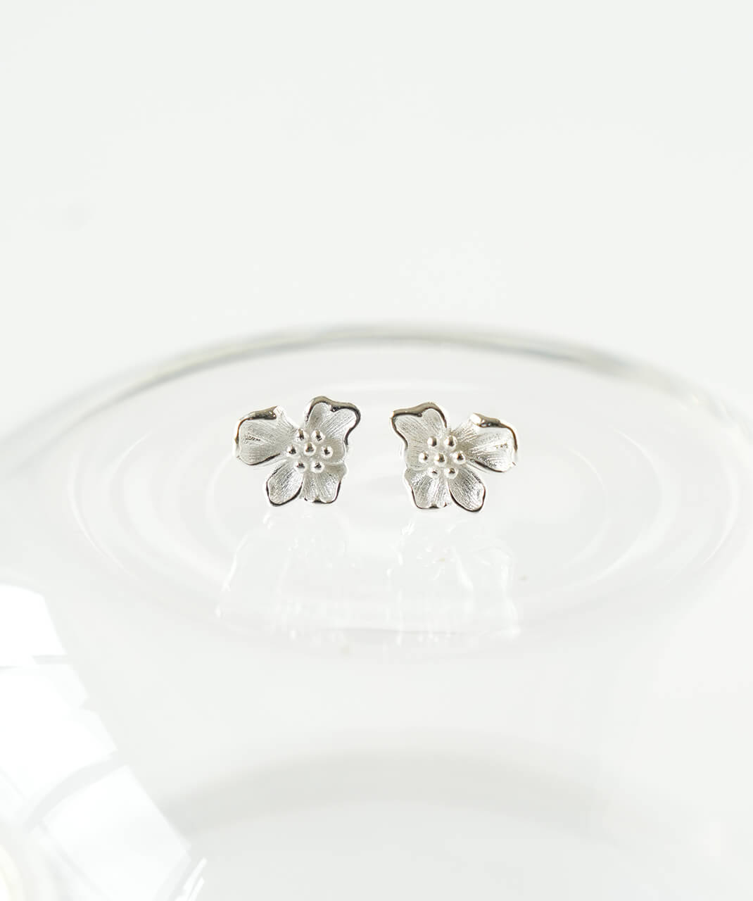 mumokutekiSilver925ドロップモチーフピアス | mumokutekiオンラインストア