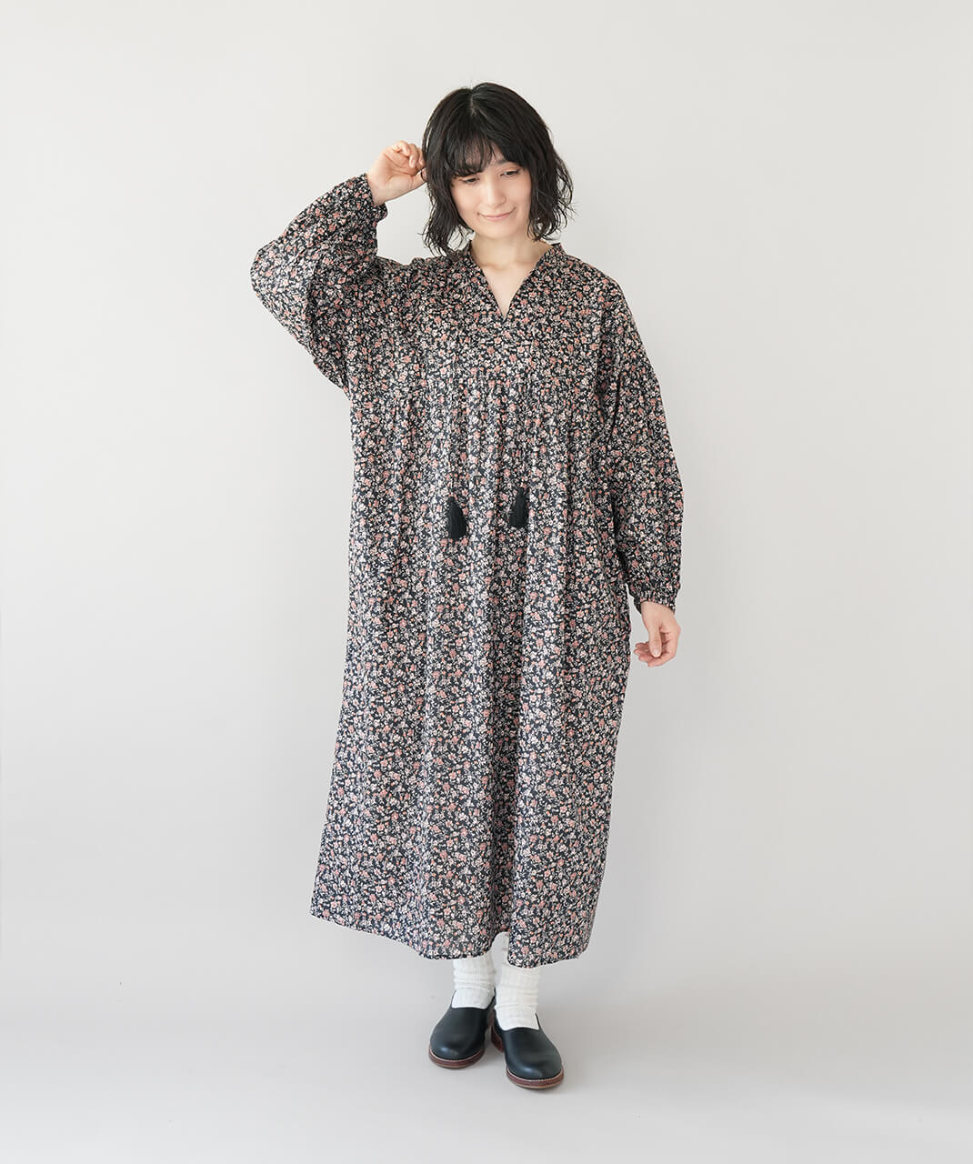 te-toコットンキャンブリックの小花柄コクーンワンピース | mumokuteki