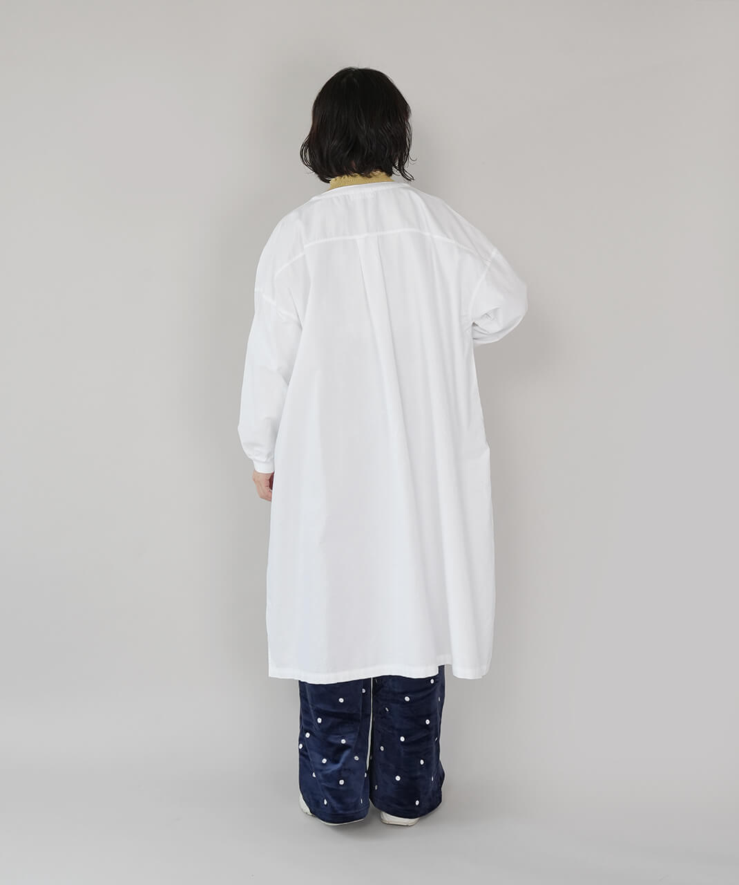 mumokuteki後染めオックスのシャツワンピース | mumokutekiオンライン