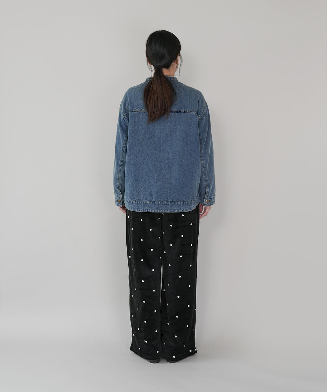 AUGドット刺繍のベロアパンツ | mumokutekiオンラインストア