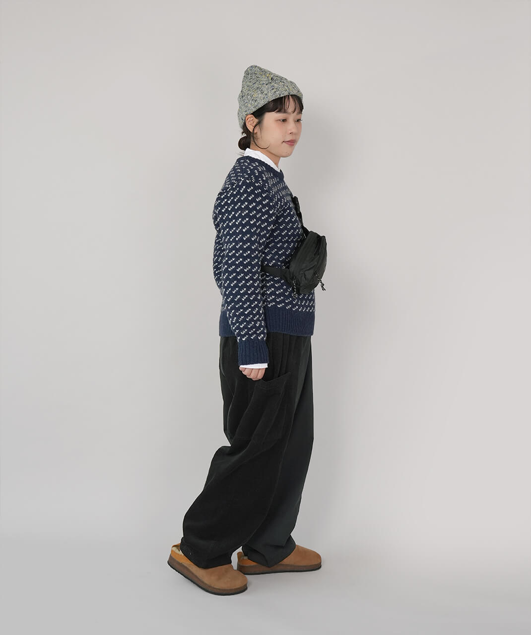 ista-ireコーデュロイとコットンの切替えテーパードパンツ